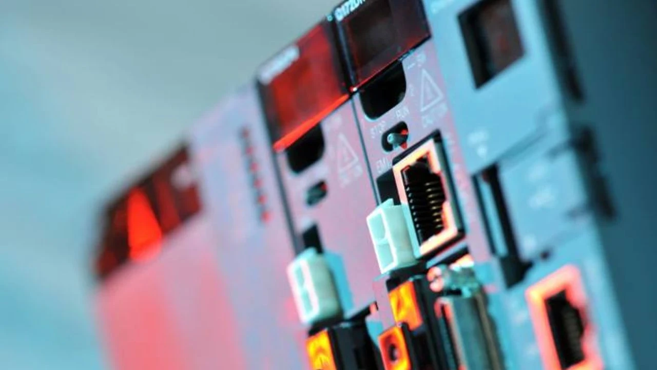 Çok Zamanlı Dijital Zaman Rölesi Nedir? Tense ile Doğru Zaman Yönetimi