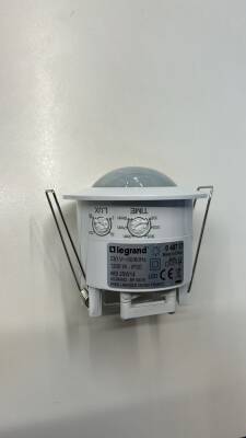 LEGRAND Hareket Sensörü Sıva Altı 048737 - 5