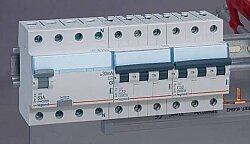 Legrand 433962 4x40 Amper C Tipi Otomatik Sigorta 10kA - Legrand